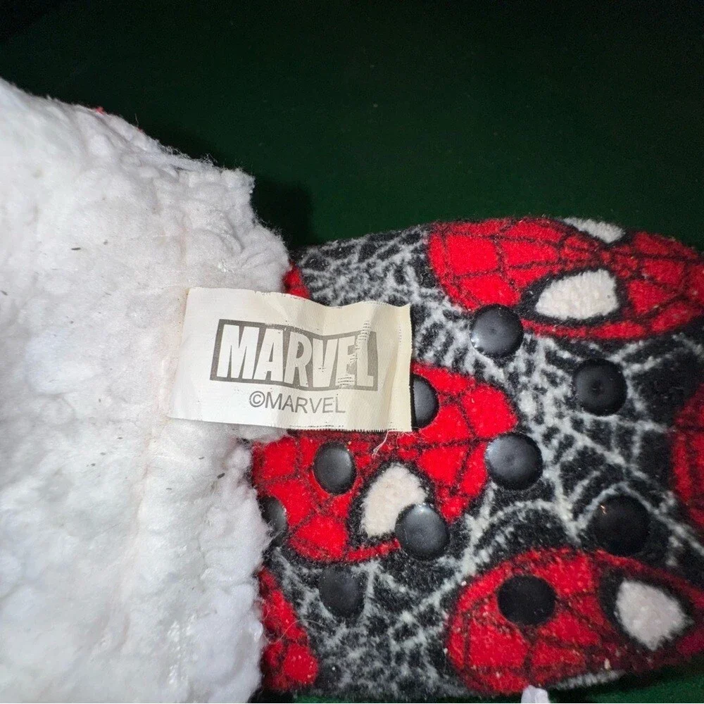 Spider‎ Man Boys Print Slippers Faux Sherpa Lining Boys Kids Size Small/Medium